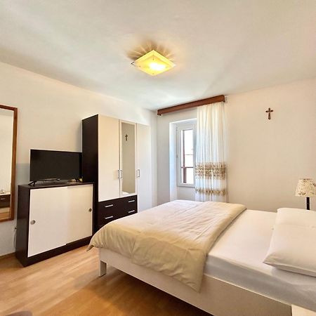 Apartments Tereza Novigrad Istria Eksteriør billede