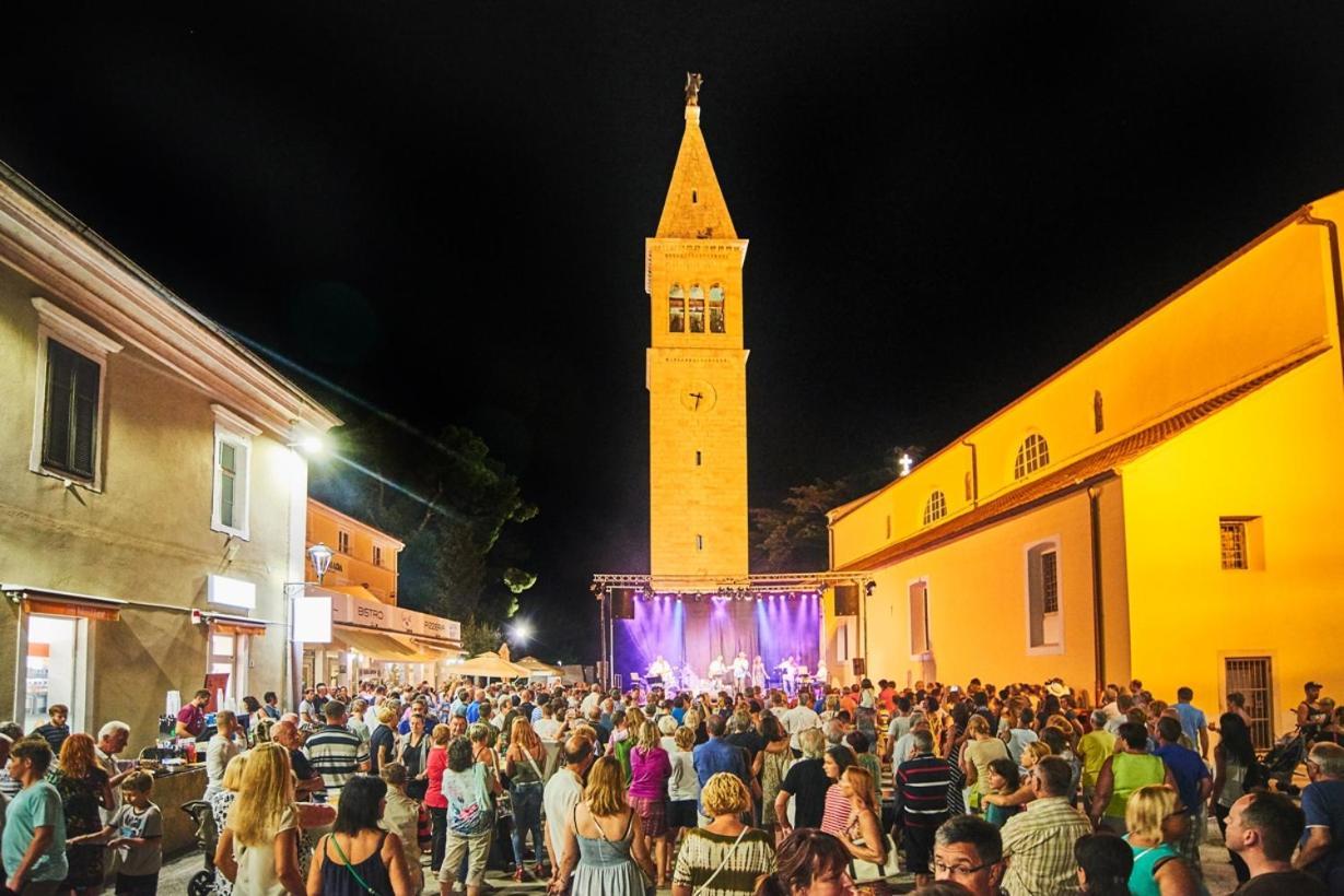 Apartments Tereza Novigrad Istria Eksteriør billede