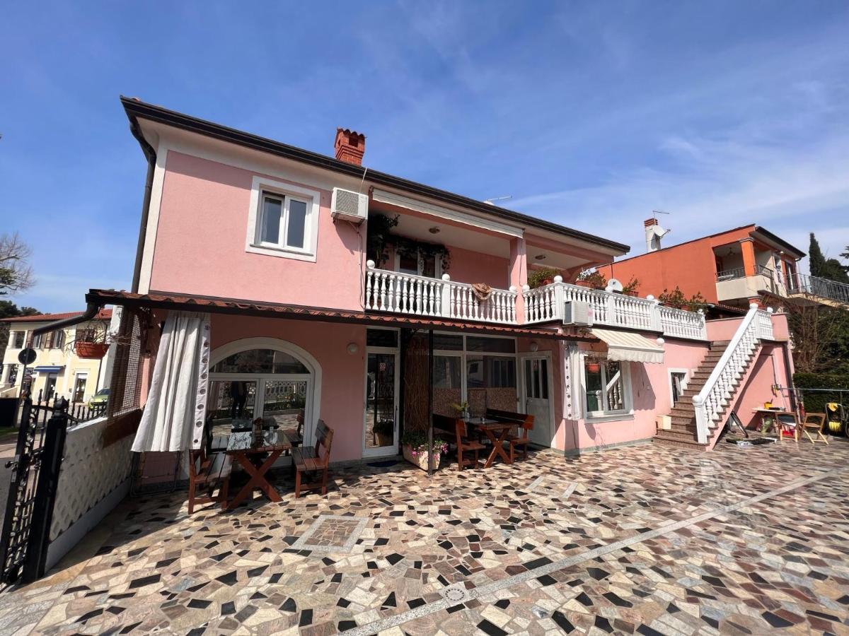 Apartments Tereza Novigrad Istria Eksteriør billede