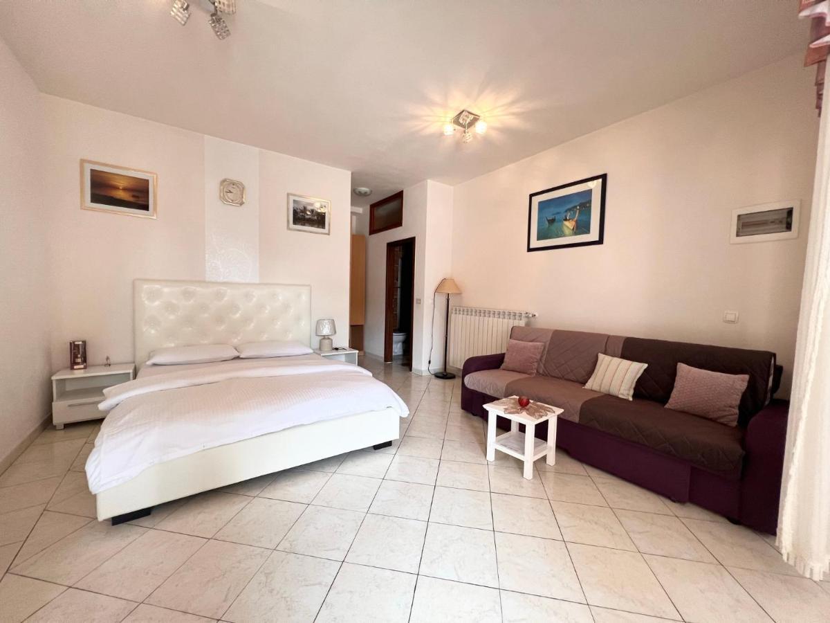 Apartments Tereza Novigrad Istria Eksteriør billede