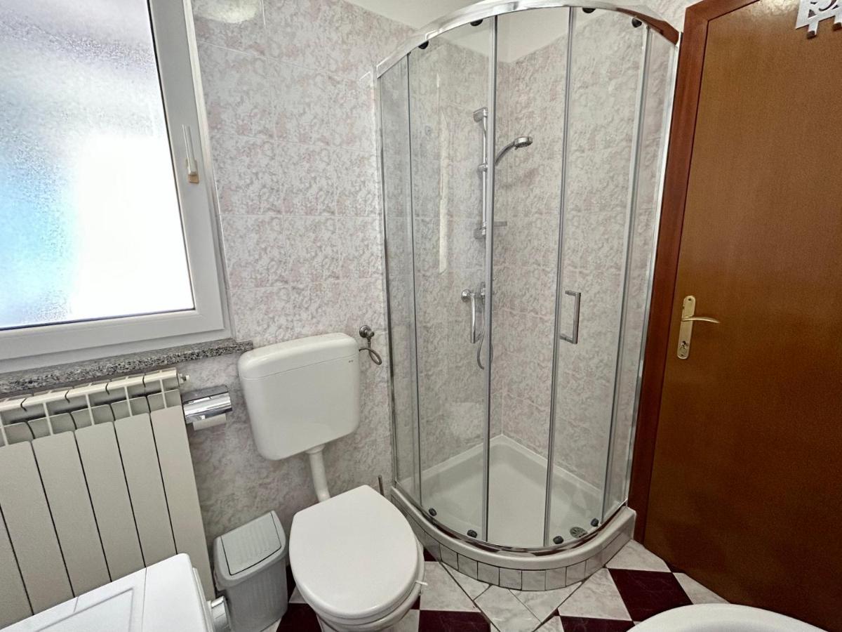 Apartments Tereza Novigrad Istria Eksteriør billede