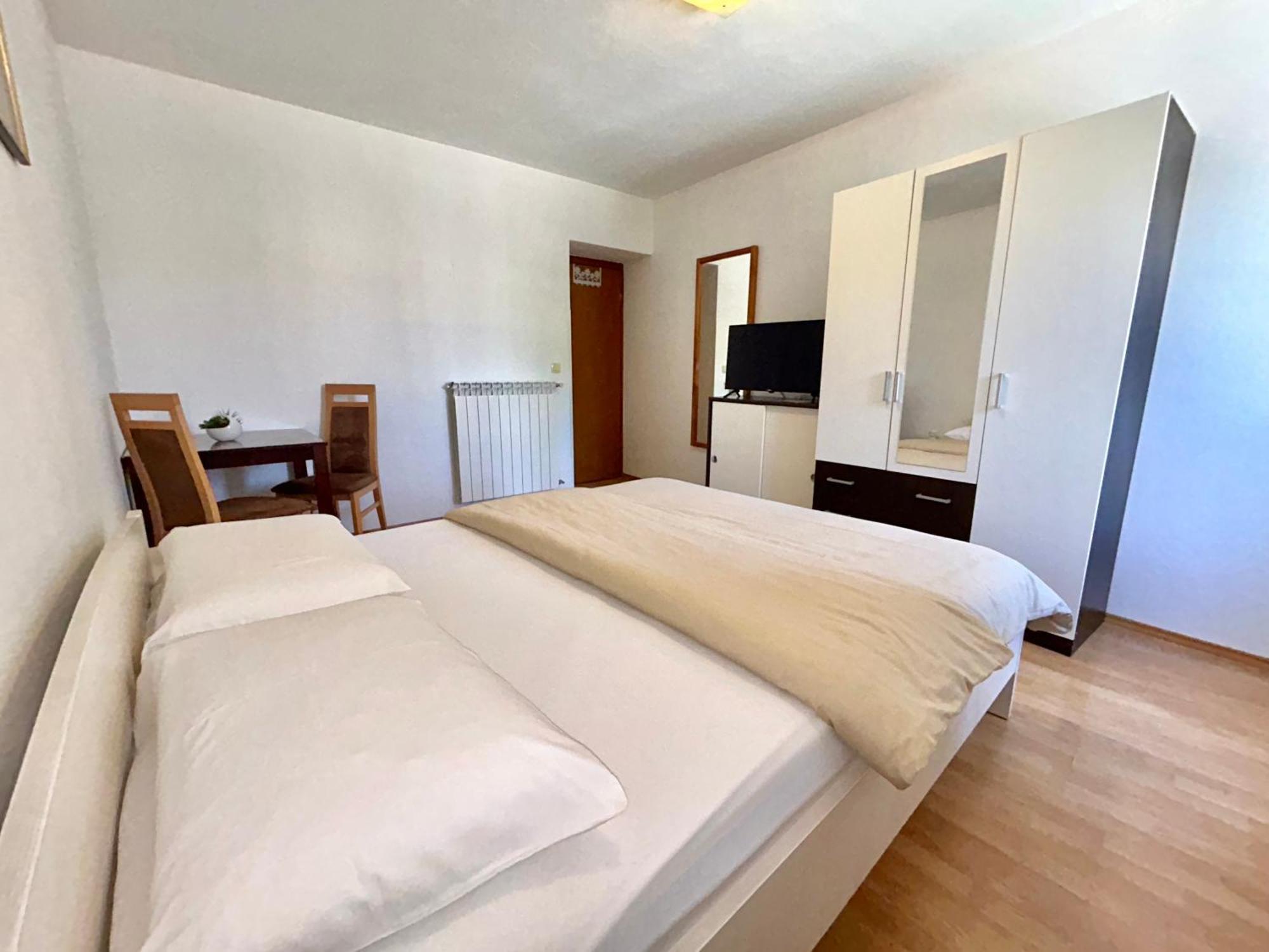 Apartments Tereza Novigrad Istria Eksteriør billede